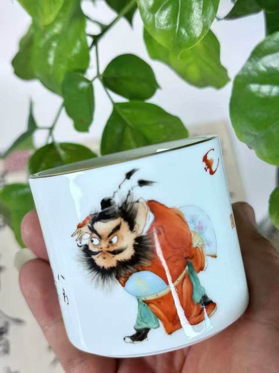 手绘钟馗功夫茶杯，唐山骨瓷手绘艺术瓷手绘钟馗陶瓷杯子，纯手绘艺术瓷礼品瓷杯子，手绘骨质瓷茶杯功夫茶杯功夫茶具茶杯，高档艺术瓷礼品瓷手绘骨质瓷茶具茶杯